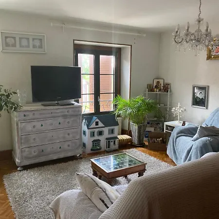 Комната В Большом Доме Apartment